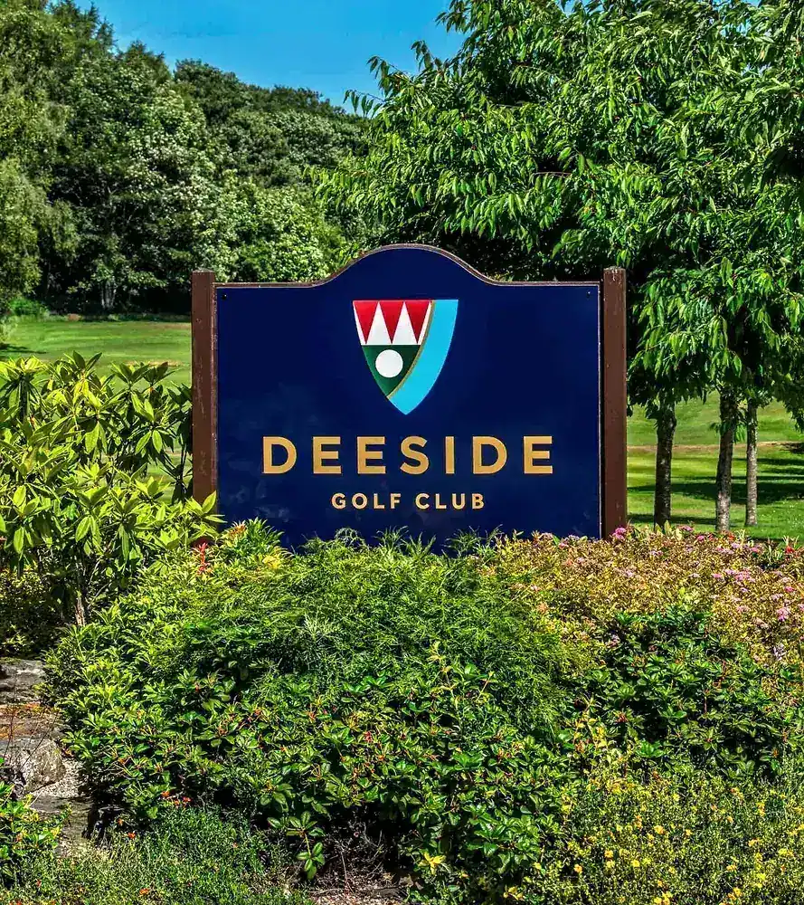 Deeside Golf Club sign at the Golf Road entrance