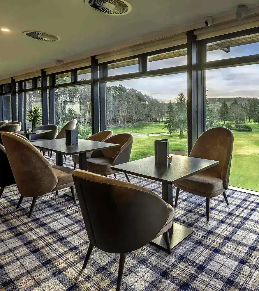 Lounge Bar